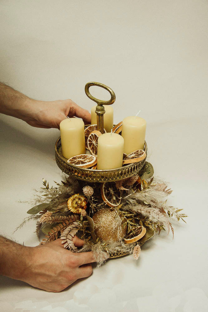 ADVENTSARRANGEMENT „Goldene Feiertage“