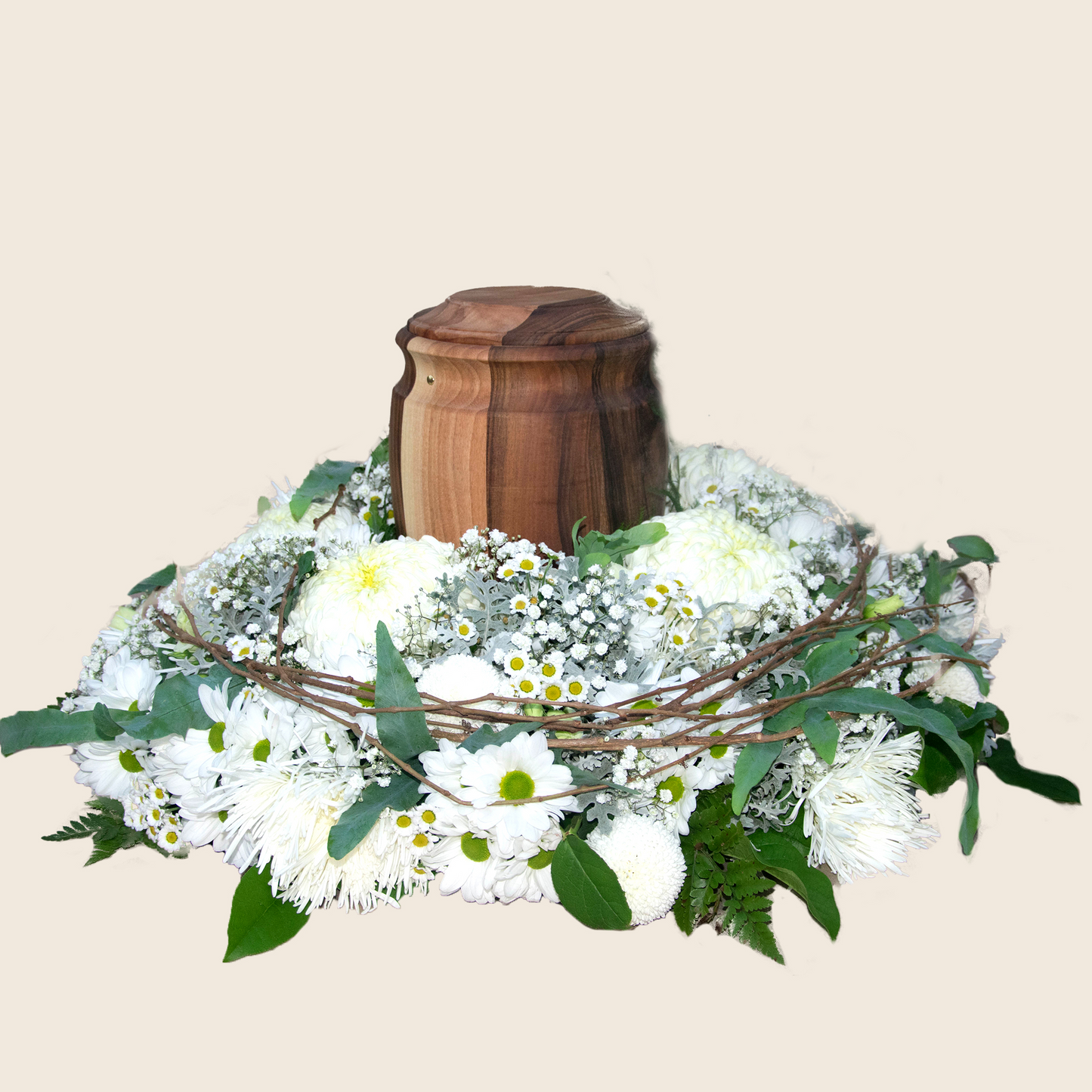 GARDEN WREATH "White flowers"