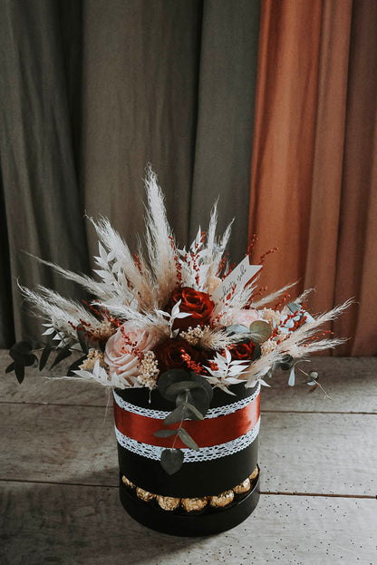 SWEET BOX "Cvetje in čokolada"