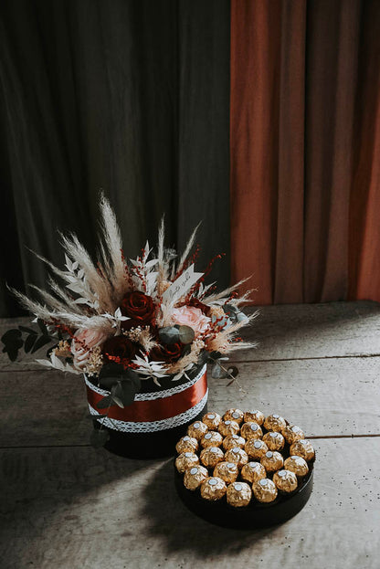 SWEET BOX "Cvetje in čokolada"