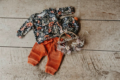 CHILDREN'S KIT WITH WREATH "Little package of happiness"