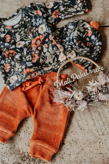 CHILDREN'S KIT WITH WREATH "Little package of happiness"