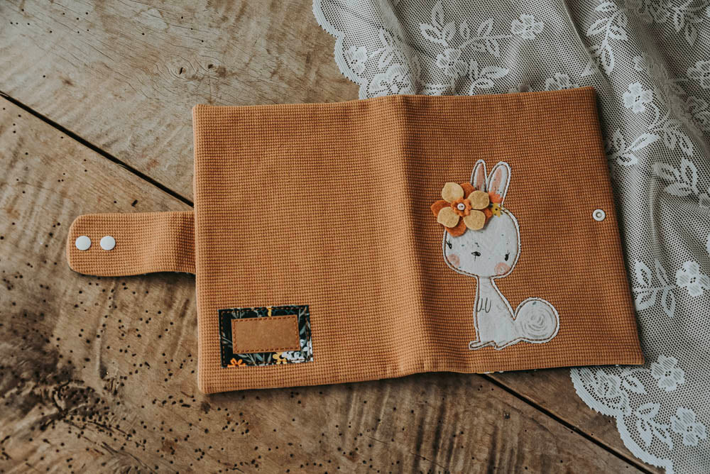 KINDERBAUSATZ MIT KRANZ "Päckchen Glück"