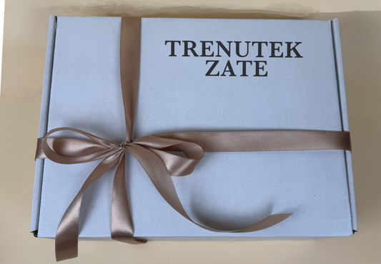 Trenutek zate
