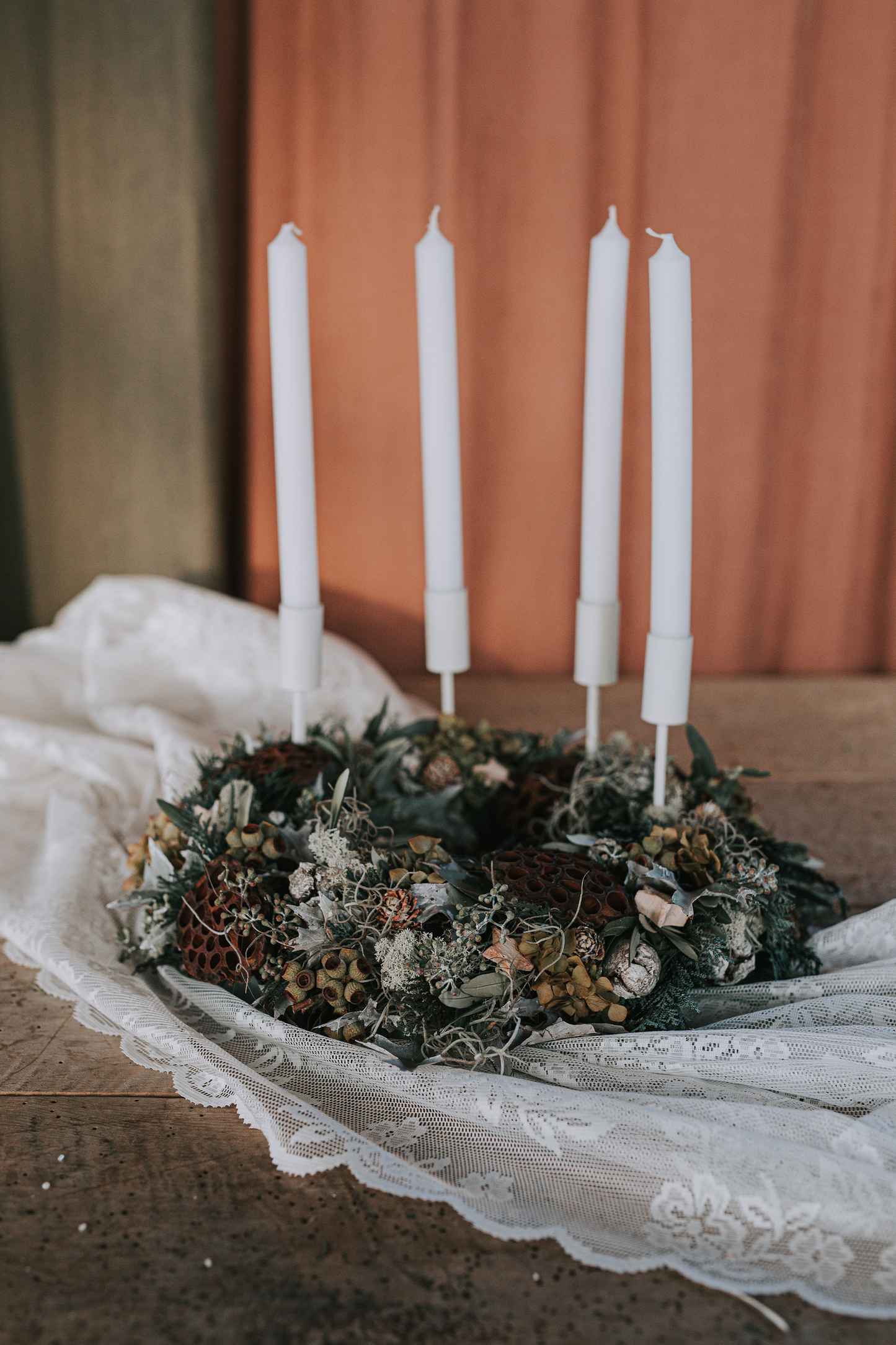 ADVENTSKRANZ "In der Umarmung der Natur"