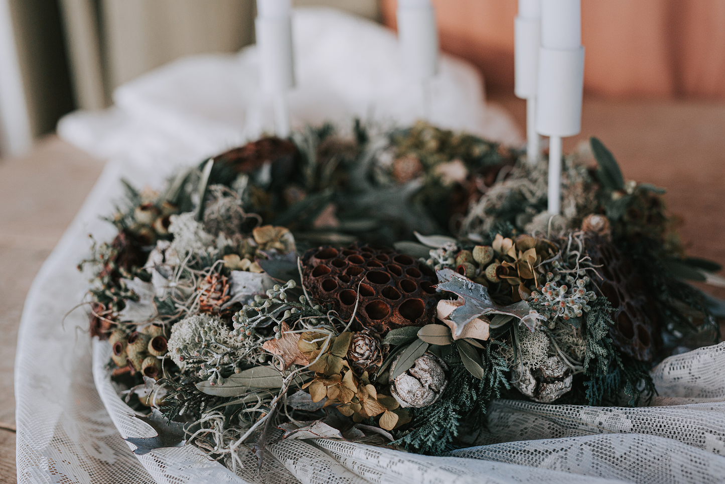 ADVENTSKRANZ "In der Umarmung der Natur"