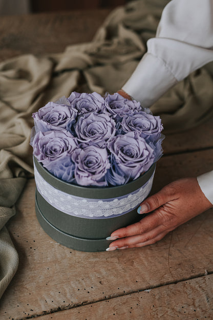BOX OF ROSES "Happy Birthday"